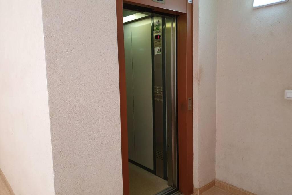 Linmarko apartamento en centro de Torrevieja Eksteriør billede