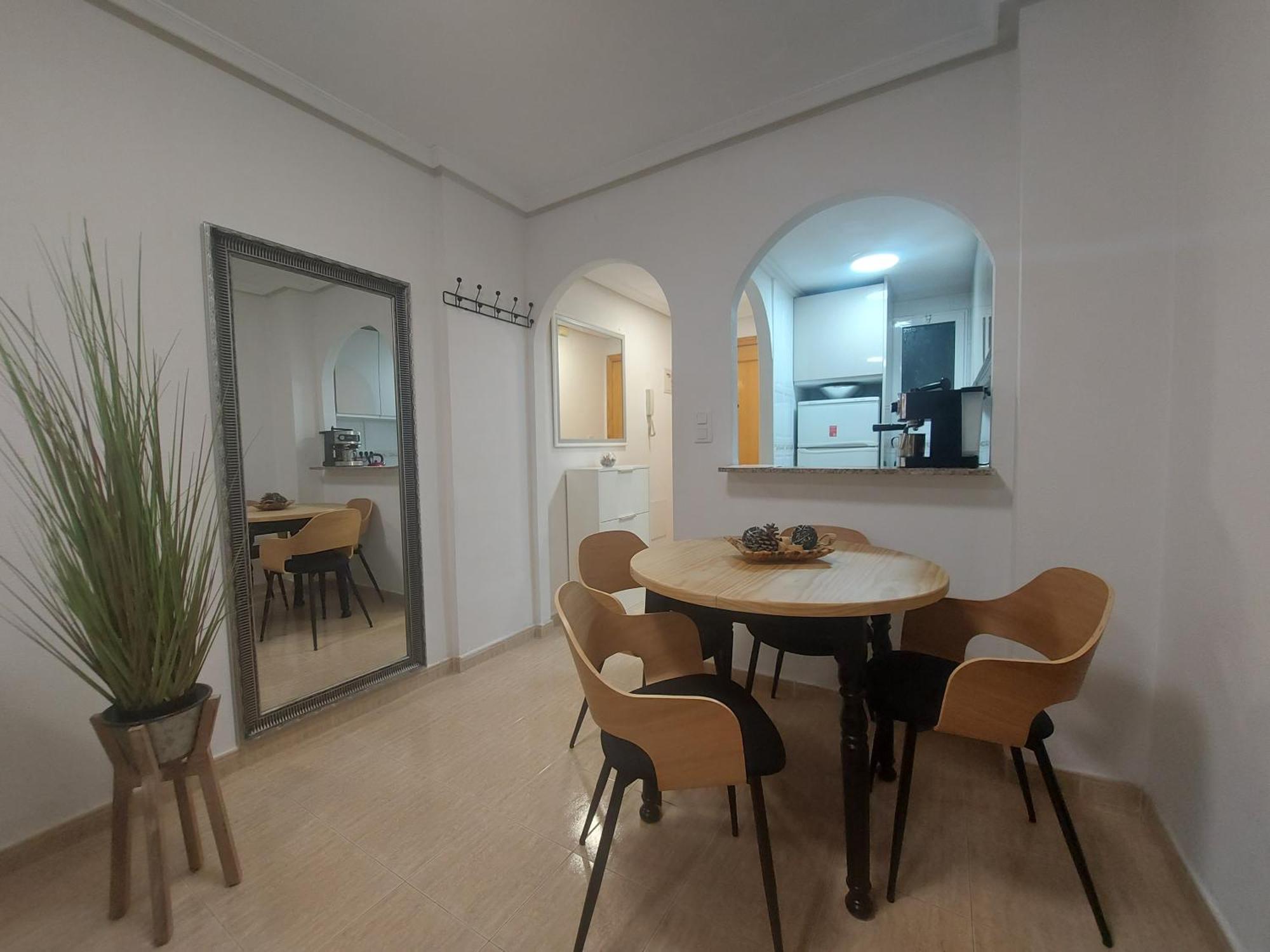 Linmarko apartamento en centro de Torrevieja Eksteriør billede